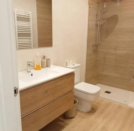 Luminoso Piso Con Vistas Al Puerto Apartment