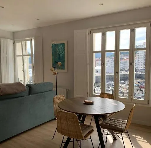 Luminoso Piso Con Vistas Al Puerto Castro Urdiales