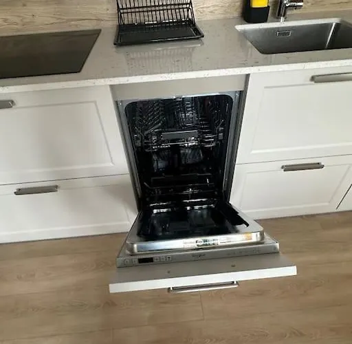 Luminoso Piso Con Vistas Al Puerto Apartment